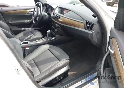 2013 BMW X1 xDrive35I z USA, uszkodzony, nr VIN WBAVM5C54DVV89834